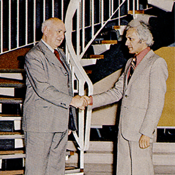 Photo de gauche à droite : Marcel Hervé et Pierre Juvin