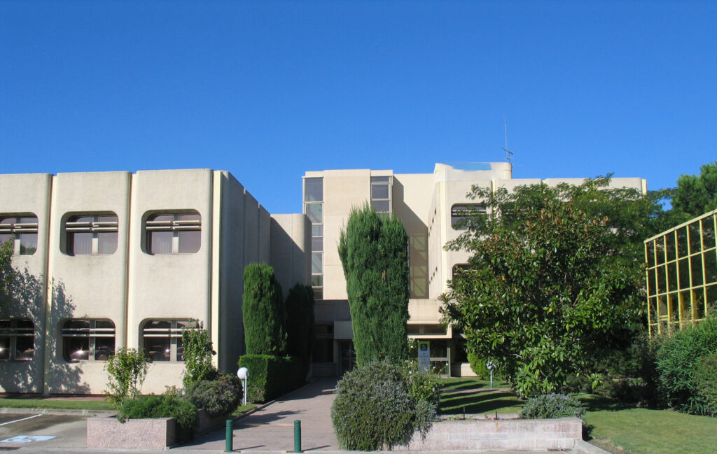 Photo du centre de gestion d'Arles
