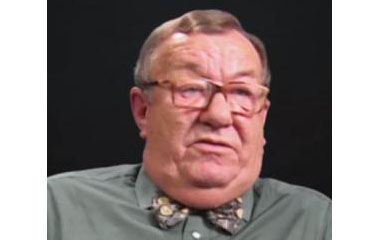 Photo de Jean Simonnet interviewé