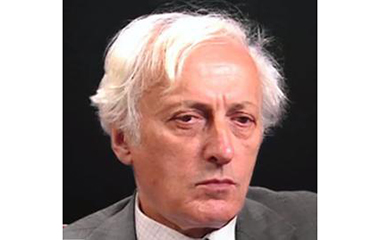 Photo de Pierre Juvin alors vice-président de la Macif, interviewé en 2000 sur le projet d'entreprise de 1998